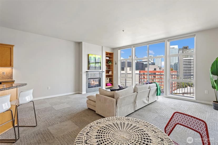 Property photo for 303 E Pike St #602, Seattle photo 9