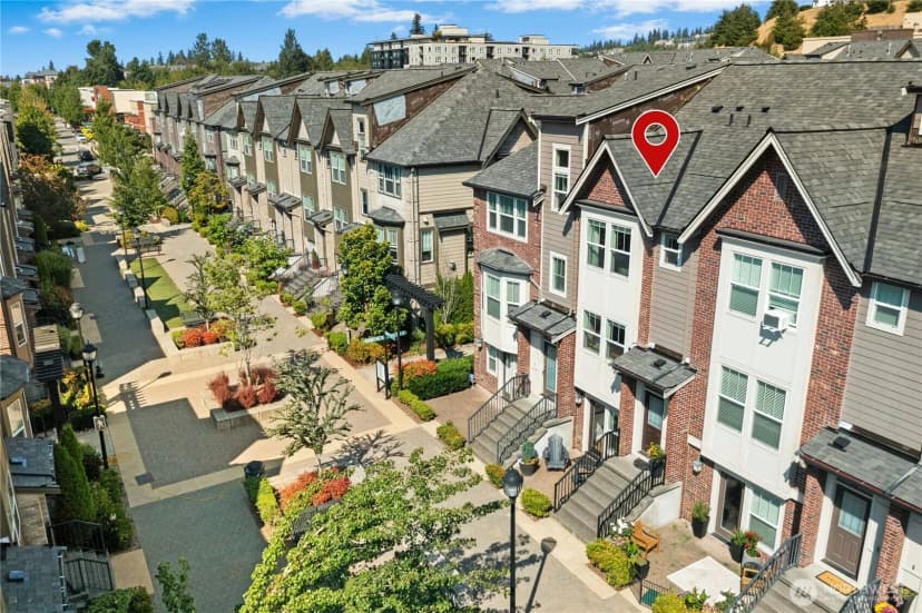 Property photo for 1340 Brooklyn Walk Ne, Issaquah