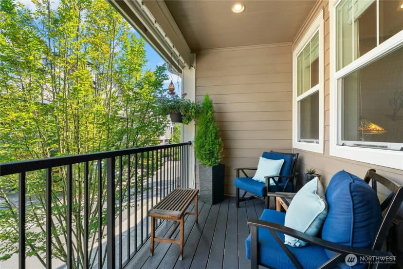 Property photo for 1340 Brooklyn Walk Ne, Issaquah photo 20