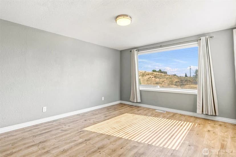 Property photo for 315 Maringo Road, Ephrata photo 12