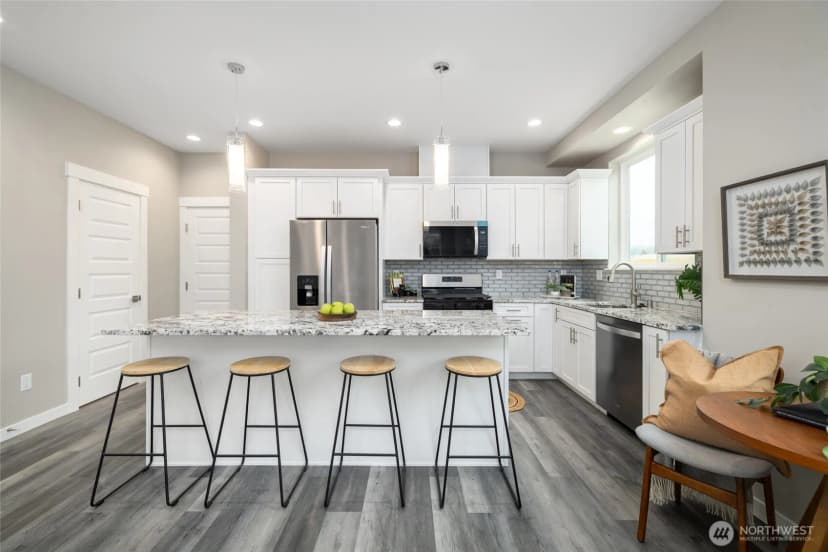 Property photo for 1601 N Waugh Road #a, Mount Vernon photo 6