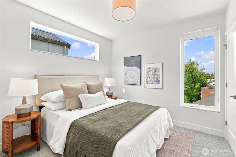 Property photo for 2647 Walnut Avenue Sw #b, Seattle photo 14
