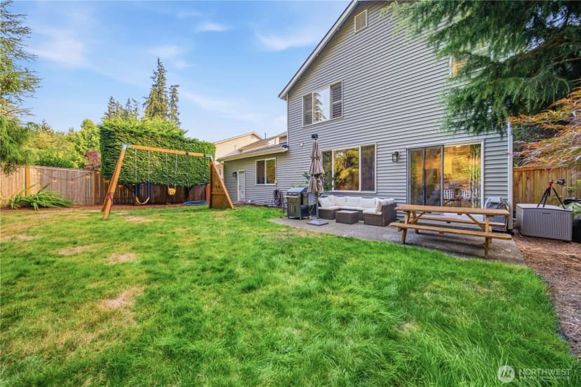 Property photo for 10829 47th Avenue Se, Everett photo 31
