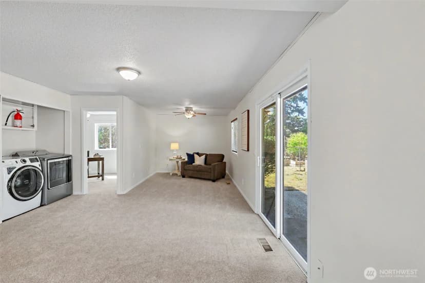 Property photo for 29425 34th Avenue S, Auburn photo 10