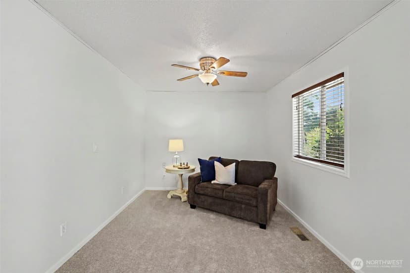 Property photo for 29425 34th Avenue S, Auburn photo 11