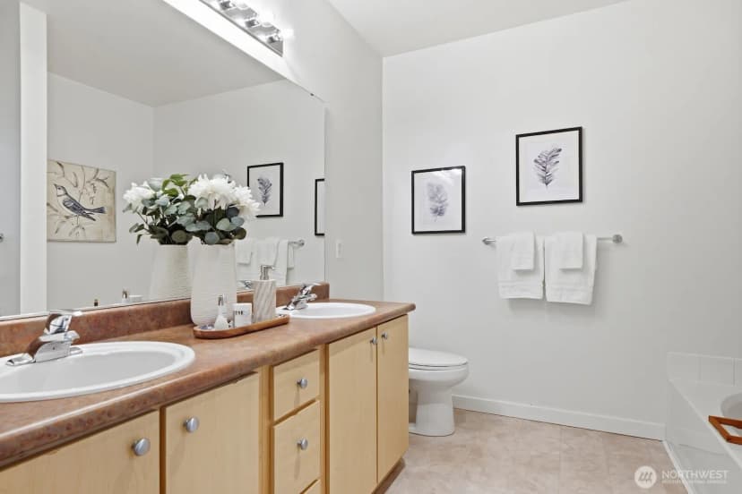 Property photo for 13301 Se 79th Place #c205, Newcastle photo 13