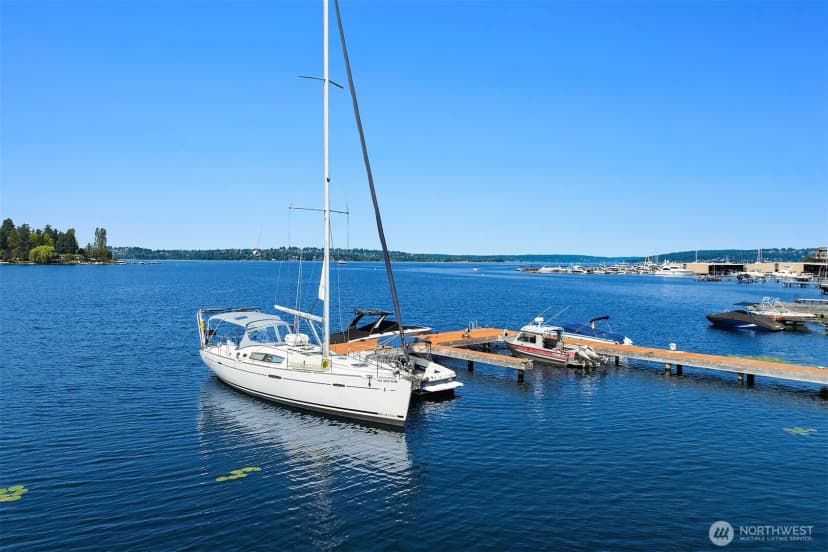 Property photo for 4561 Lake Washington Boulevard Ne #306, Kirkland photo 20