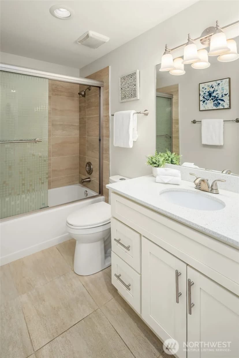 Property photo for 4561 Lake Washington Boulevard Ne #306, Kirkland photo 14