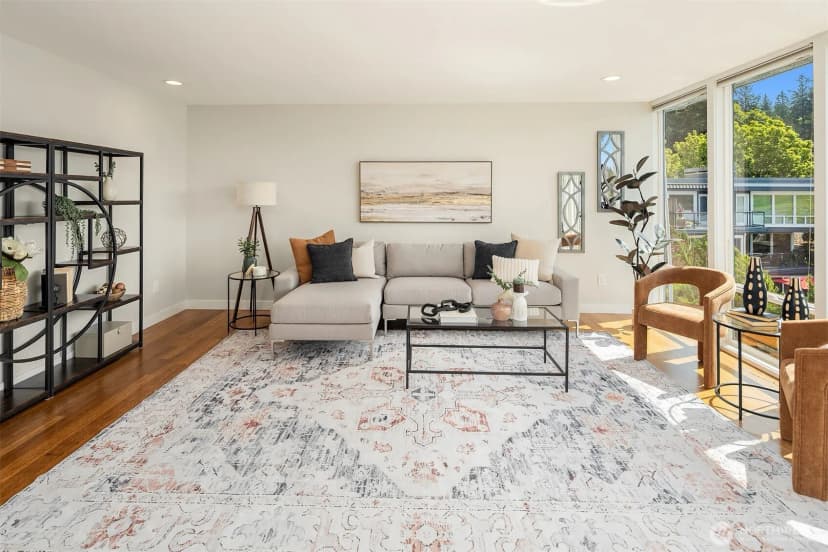 Property photo for 4561 Lake Washington Boulevard Ne #306, Kirkland photo 8