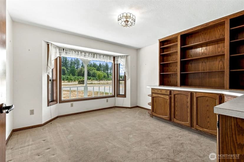 Property photo for 3705 Eagle Lake Lane Ne, Olympia photo 11