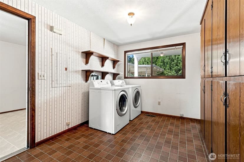 Property photo for 3705 Eagle Lake Lane Ne, Olympia photo 13