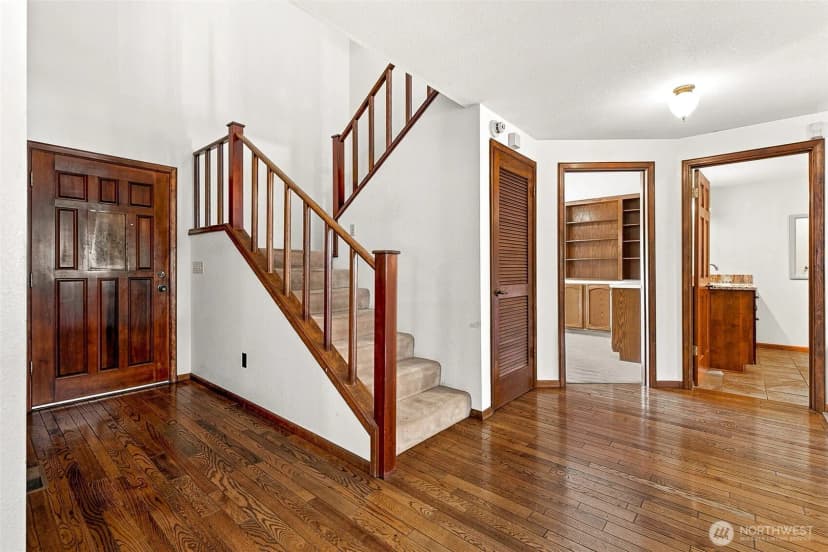 Property photo for 3705 Eagle Lake Lane Ne, Olympia photo 14