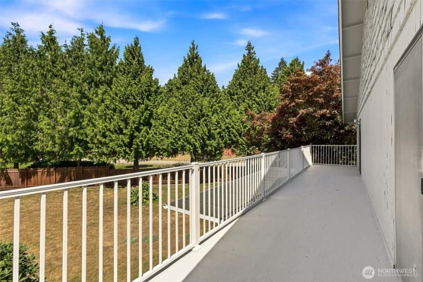 Property photo for 3705 Eagle Lake Lane Ne, Olympia photo 18