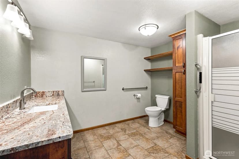 Property photo for 3705 Eagle Lake Lane Ne, Olympia photo 12