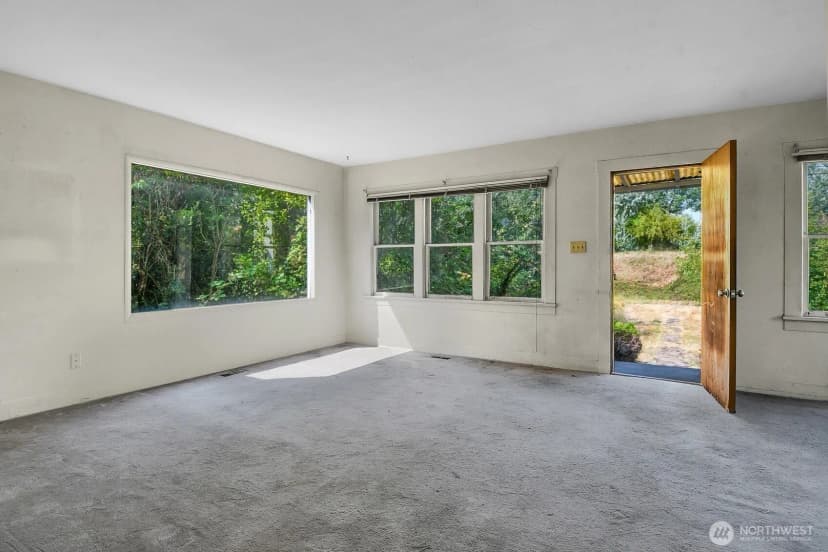 Property photo for 16508 104th Avenue Ne, Bothell photo 6