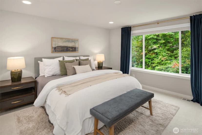 Property photo for 2119 Nw Lynx Loop, Issaquah photo 24