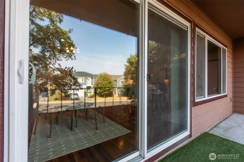 Property photo for 17430 Ambaum Boulevard S #8, Seattle photo 28
