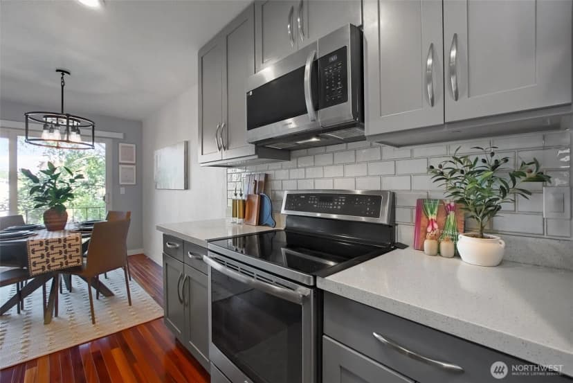 Property photo for 17430 Ambaum Boulevard S #8, Seattle photo 14