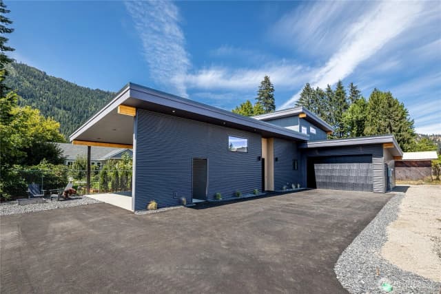 Property photo for 209 Orchard Street, Leavenworth photo 3