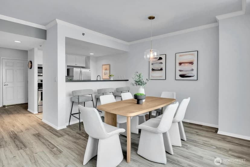 Property photo for 177 107th Avenue Ne #809, Bellevue photo 6