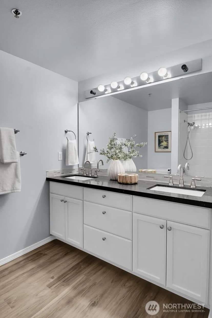 Property photo for 177 107th Avenue Ne #809, Bellevue photo 13