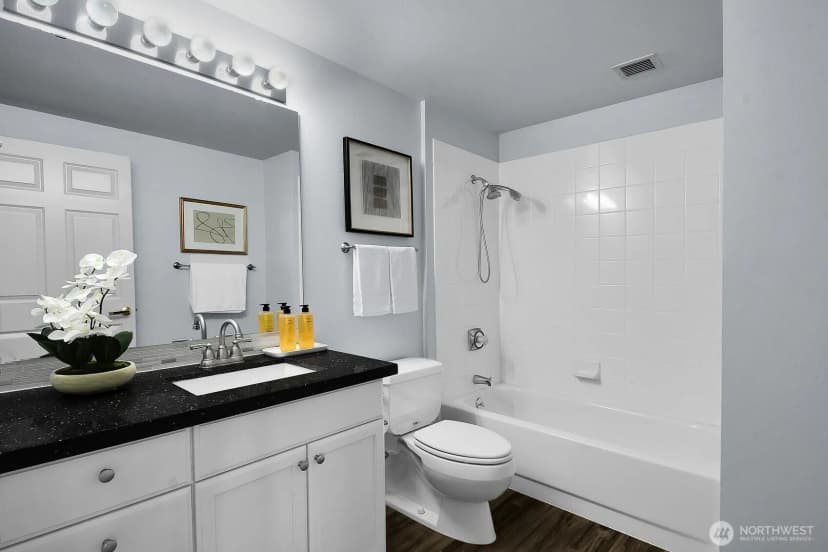 Property photo for 177 107th Avenue Ne #809, Bellevue photo 16