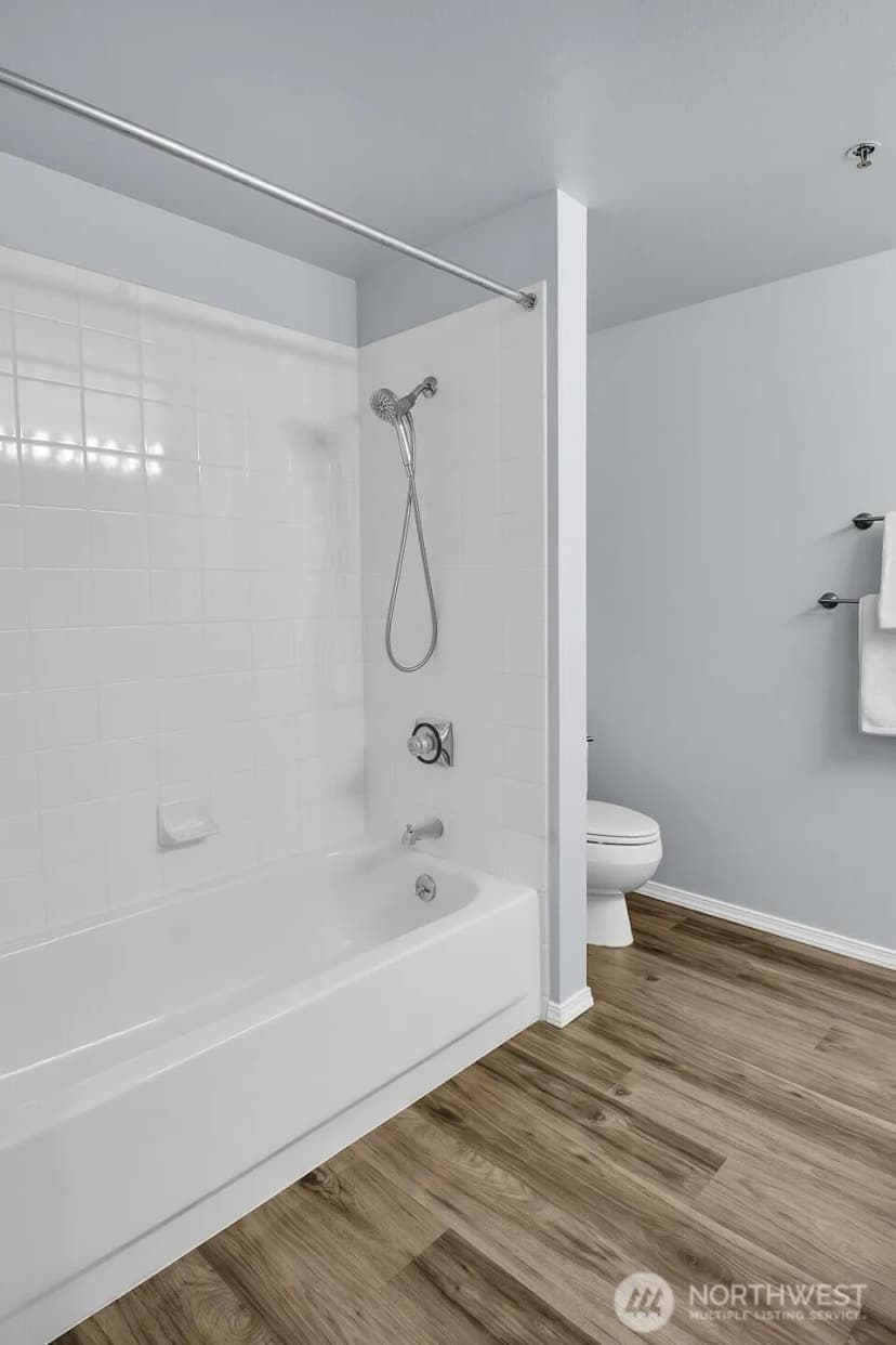 Property photo for 177 107th Avenue Ne #809, Bellevue photo 14