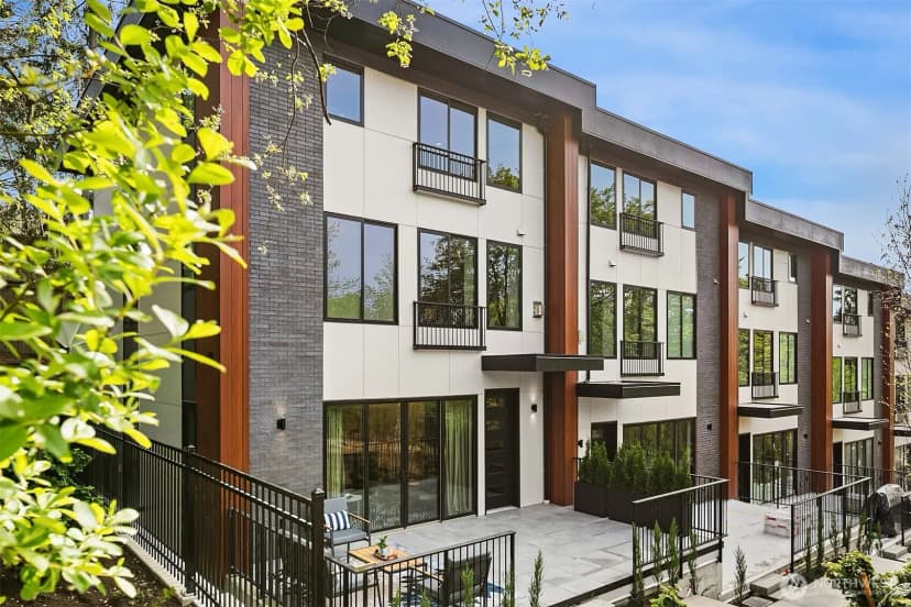 Property photo for 278 118th Avenue Se, Bellevue