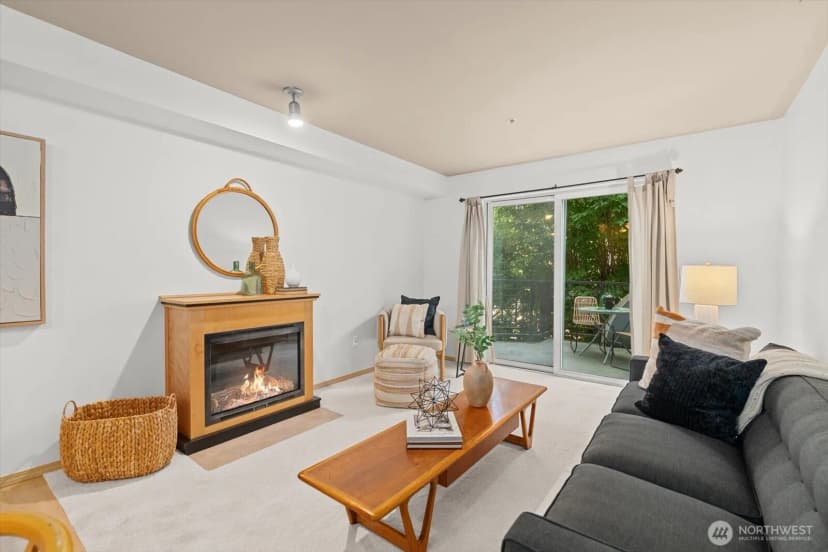 Property photo for 9057 Greenwood Avenue N #306, Seattle photo 10