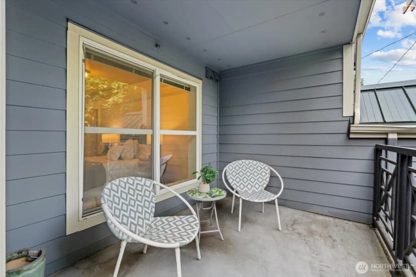 Property photo for 9057 Greenwood Avenue N #306, Seattle photo 16