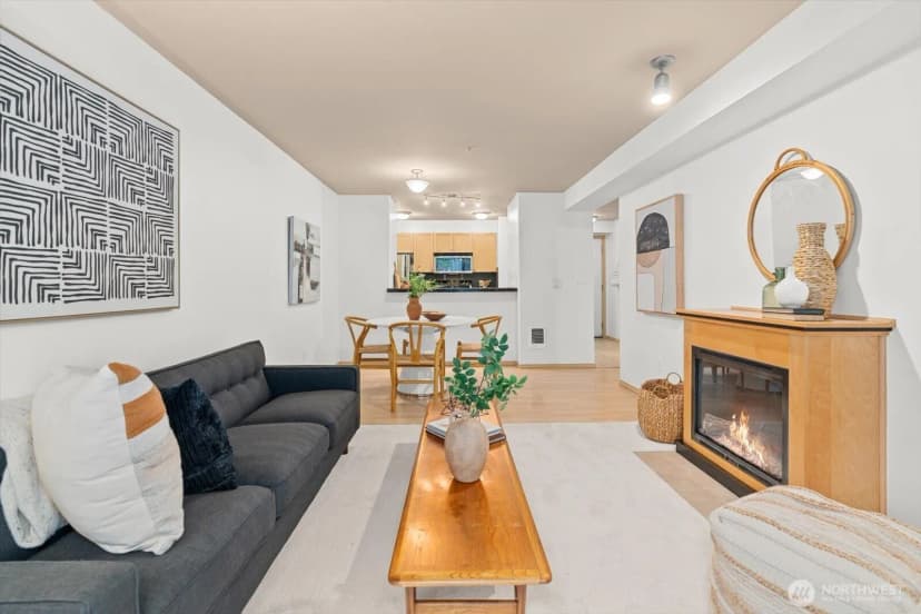 Property photo for 9057 Greenwood Avenue N #306, Seattle photo 11