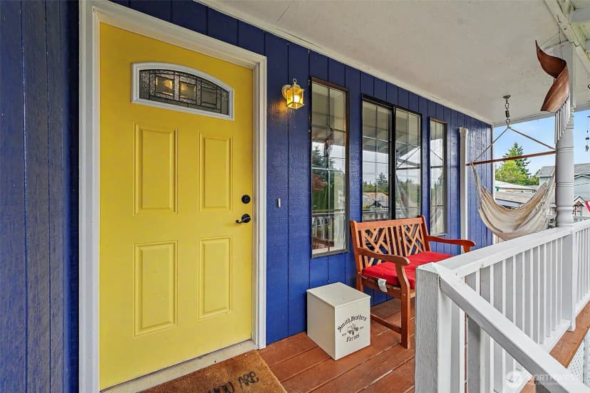 Property photo for 5047 Marian Drive Ne, Olympia
