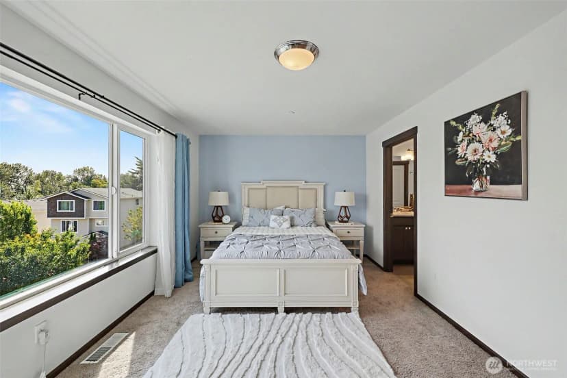 Property photo for 2704 S 120th Place, Burien photo 22