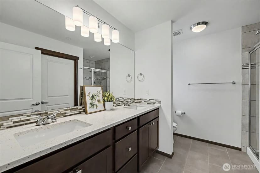Property photo for 2704 S 120th Place, Burien photo 26