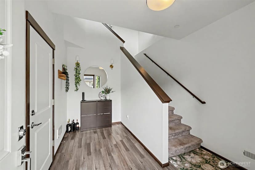 Property photo for 2704 S 120th Place, Burien photo 2