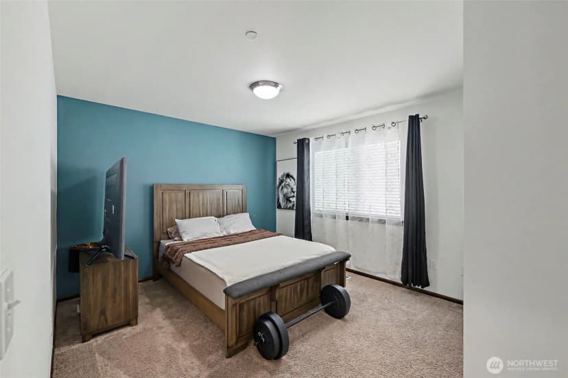 Property photo for 2704 S 120th Place, Burien photo 17