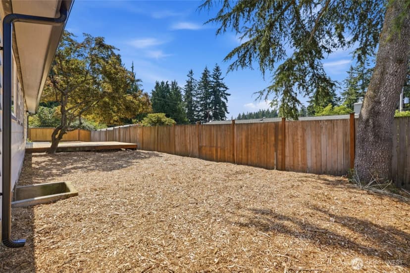 Property photo for 23324 97th Avenue W, Edmonds photo 25