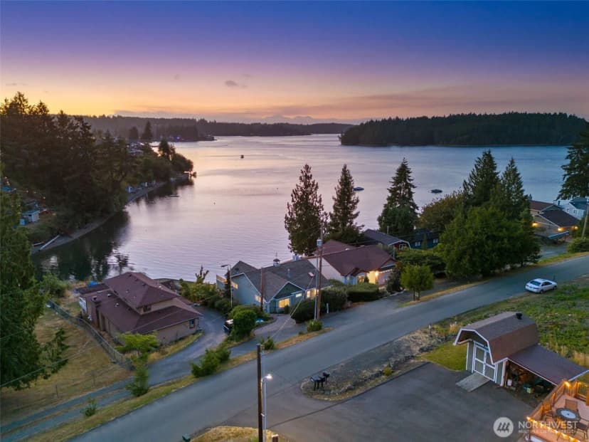 Property photo for 9936 9941 Mariner Drive Nw, Olympia photo 38