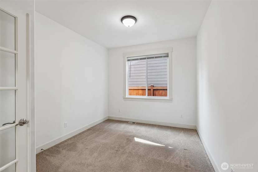 Property photo for 603 194th Place Se, Bothell photo 17