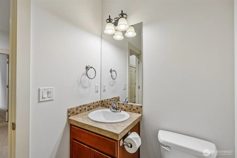 Property photo for 603 194th Place Se, Bothell photo 18
