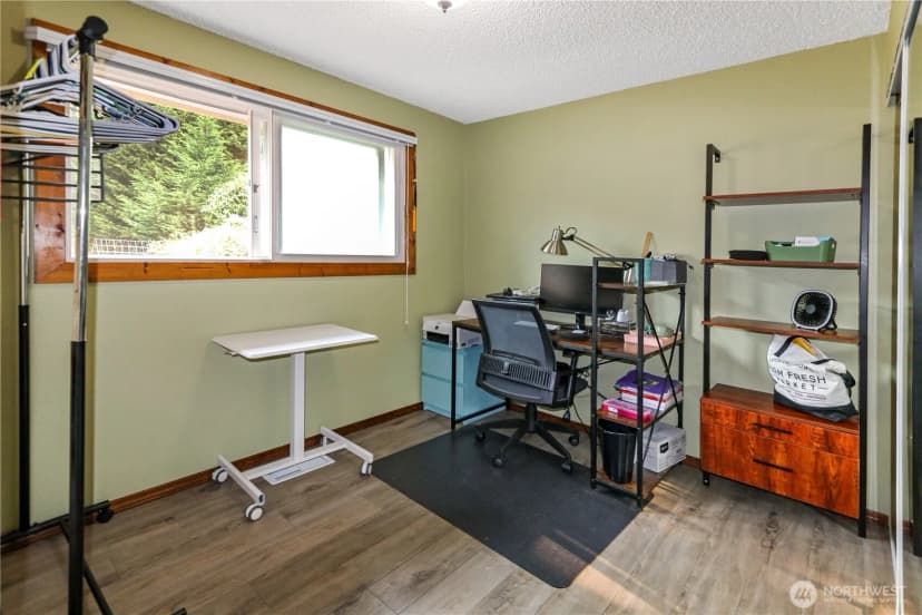 Property photo for 18627 32nd Avenue S, Sea Tac photo 18
