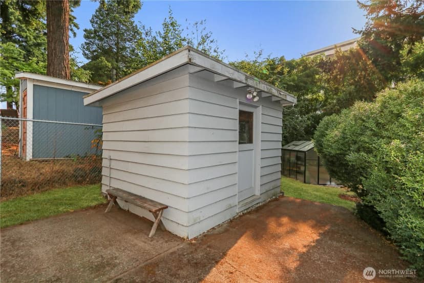 Property photo for 18627 32nd Avenue S, Sea Tac photo 24