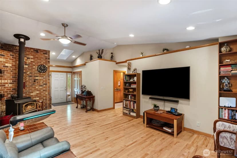 Property photo for 4881 Lone Bear Lane Sw, Port Orchard photo 16