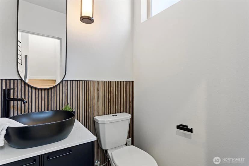 Property photo for 4430 Dayton Avenue N, Seattle photo 25