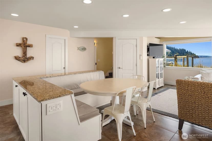 Property photo for 2271 Eastpoint Road, Langley photo 16