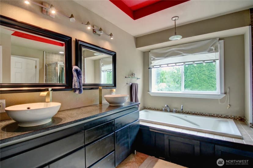 Property photo for 18011 Mclean Road, Mount Vernon photo 18