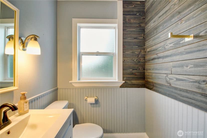 Property photo for 18011 Mclean Road, Mount Vernon photo 15