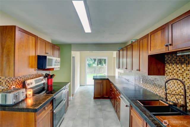 Property photo for 18011 Mclean Road, Mount Vernon photo 3