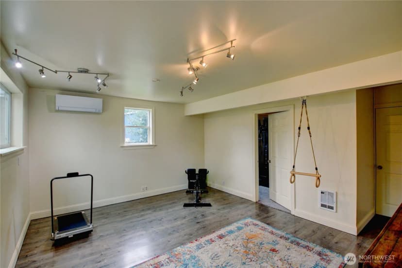 Property photo for 18011 Mclean Road, Mount Vernon photo 21