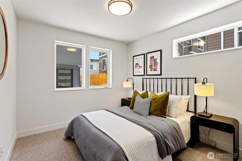 Property photo for 4432 Dayton Avenue N, Seattle photo 10
